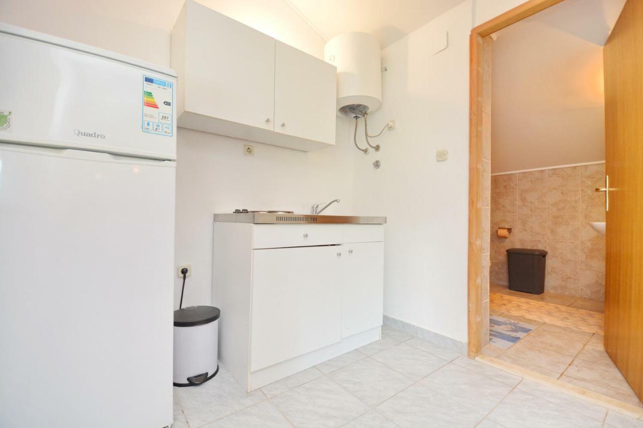 Sikovo Apartmani Maca מראה חיצוני תמונה