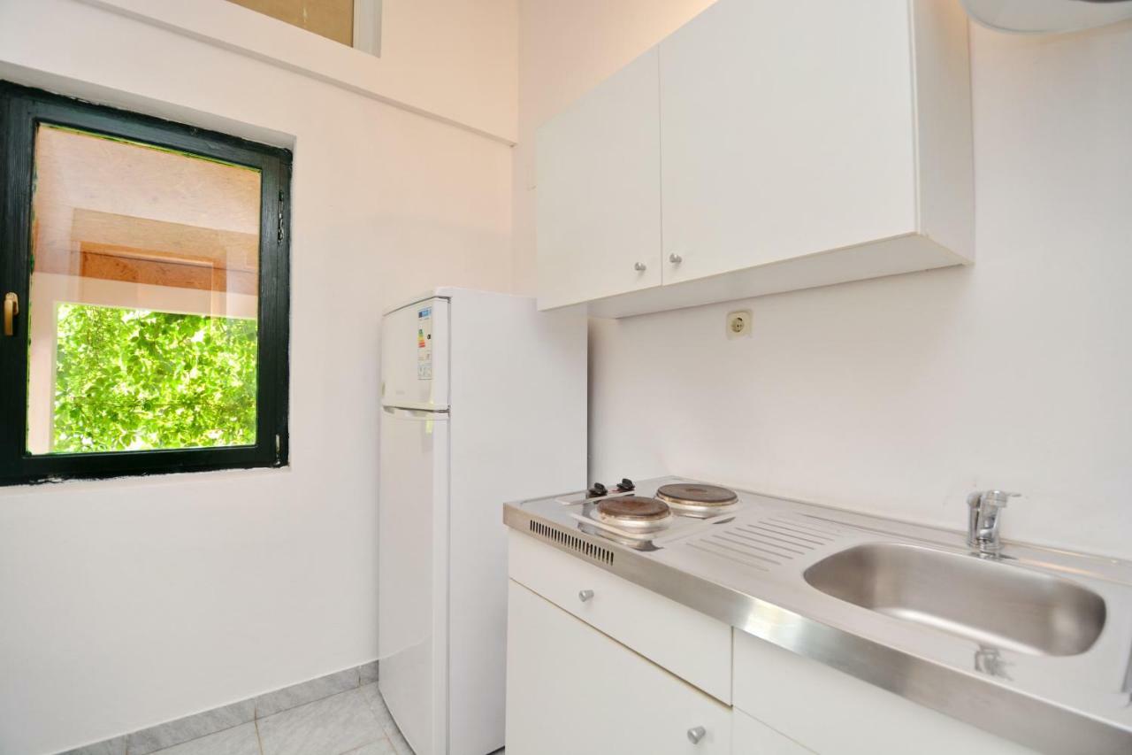 Sikovo Apartmani Maca מראה חיצוני תמונה